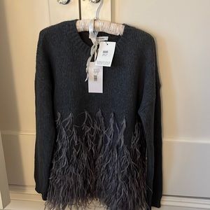 NWT Elizabeth and James gray sweater w/ ostrich feathers.  Size S.